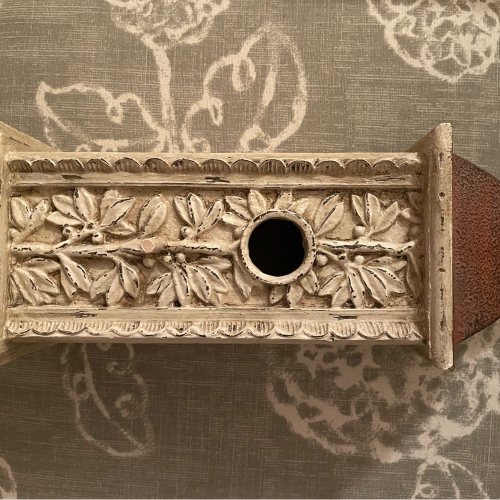 Bird house